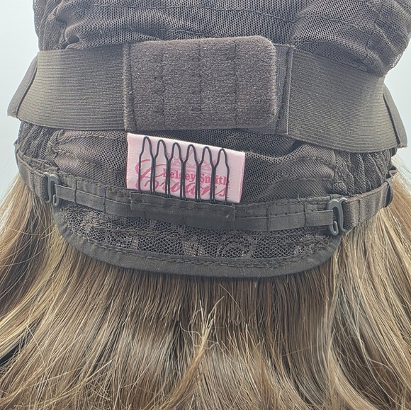 Chelsey Smith Crowns Cosmetics Stella Caramel Blonde Lace Front Wig - Picture 8 of 9